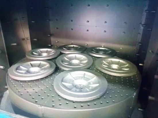 Kugelstrahlen/Sandstrahlen/Strahlabrasivgerät mit Drehteller/Ausrüstung/Maschine zum Reinigen/Entzundern/Polieren kleiner Teile von Metalloberflächen